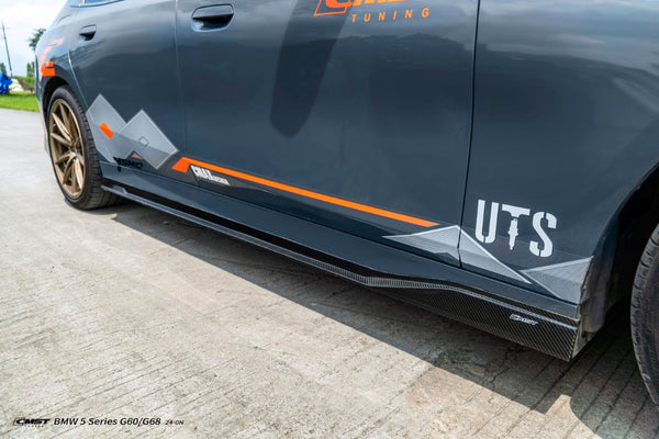 BMW 5 Series 530 540 &amp; i5 e/x Drive40 M60 G60 G61 2024-ON with Aftermarket Parts - Side Skirts Dry Pre-preg Carbon Fiber / FRP