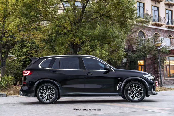 BMW X5 G05 LCI 2024-ON with Aftermarket Parts - Roof Spoiler Pre-preg Carbon Fiber from CMST Tuning