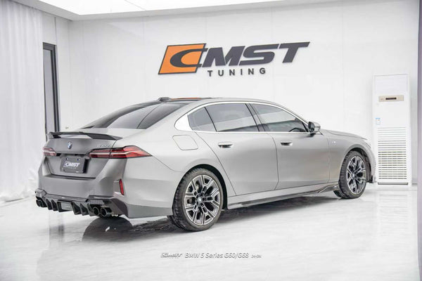 BMW 5 Series 530 540 &amp; i5 e/x Drive40 M60 G60 G61 2024-ON with Aftermarket Parts - Side Skirts Dry Pre-preg Carbon Fiber / FRP