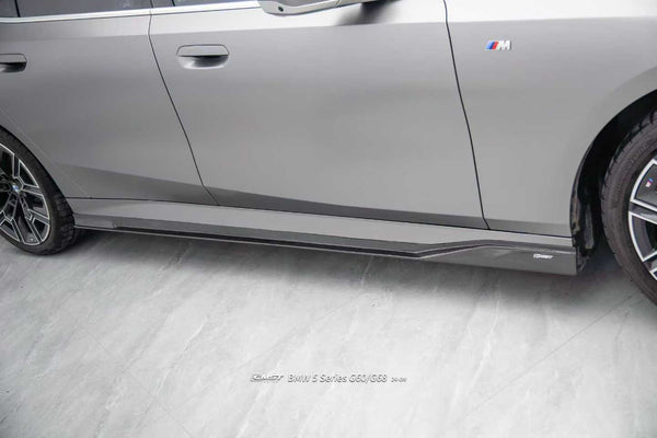 BMW 5 Series 530 540 &amp; i5 e/x Drive40 M60 G60 G61 2024-ON with Aftermarket Parts - Side Skirts Dry Pre-preg Carbon Fiber / FRP