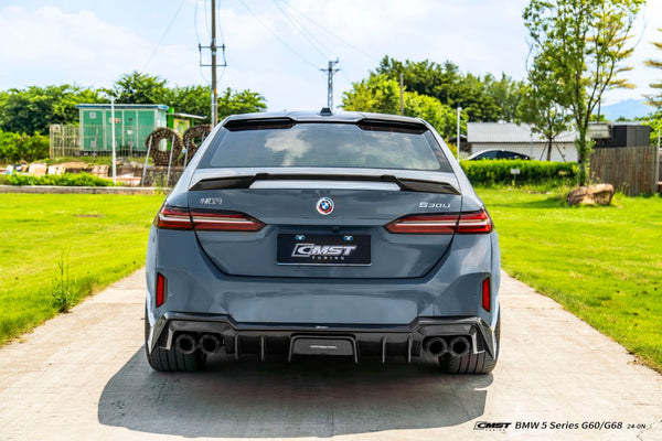 BMW i5 xDrive40 / eDrive40 (with M-package bumper, does not fit base mode) / M60 G60 G61 2024-ON &amp; 5 Series 540i xDrive / 530i xDrive / 530i (with M-package bumper, does not fit base model) / 550e xDrive G60 G61 2024-ON with Aftermarket Parts - Rear Diffuser Dry Pre-preg Carbon Fiber / FRP