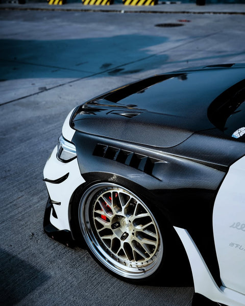 Honda Civic Type-R FL5 2023 2024 with Aftermarket Parts - Front Fenders Pre-preg Carbon Fiber / FRP from CMST Tuning