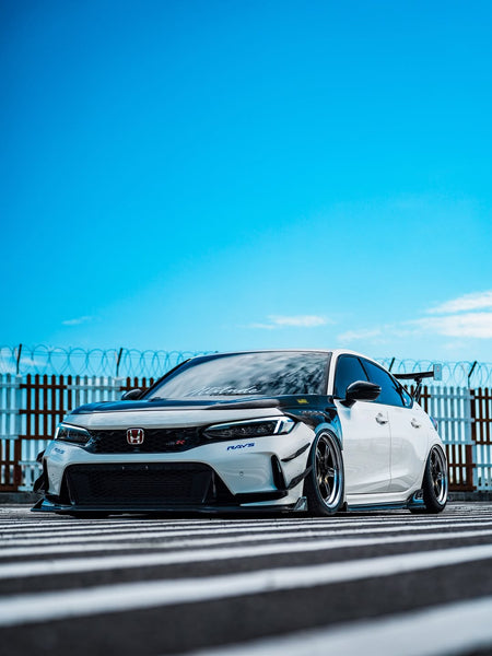 Honda Civic Type-R FL5 2023 2024 with Aftermarket Parts - Front Fenders Pre-preg Carbon Fiber / FRP from CMST Tuning
