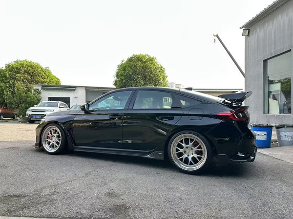 Honda Civic Type-R FL5 2023 2024 with Aftermarket Parts - Side Skirts Pre-preg Carbon Fiber / FRP from CMST Tuning