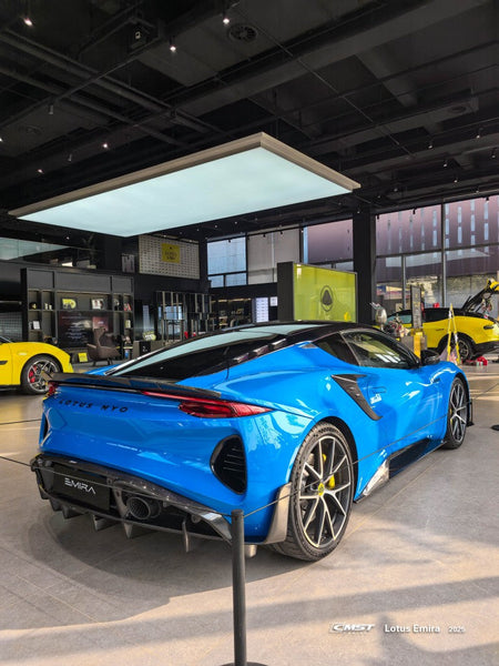 Lotus Emira 3.6 V6 2.0 Four-cylinder 2022-ON with Aftermarket Parts - V2 Rear Spoiler Dry Pre-preg Carbon Fiber / FRP