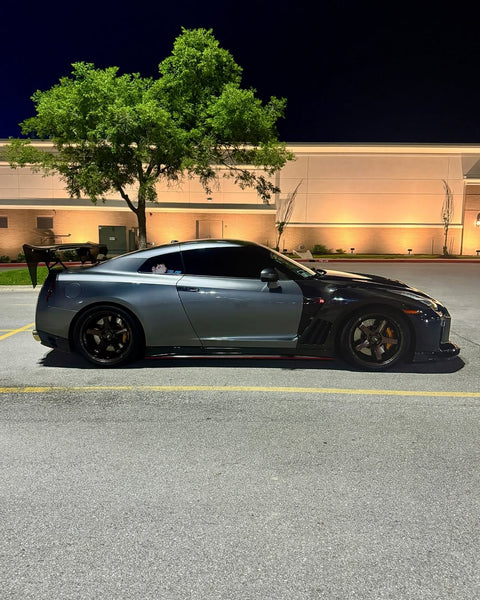 Nissan GTR Nismo T-Spec Black Edition Track Eidtion Premium Pure 2008 2009 2010 2011 2012 2013 2014 2015 2016 2017 2018 2019 2020 2021 2022 2023 with Aftermarket Parts - Vented Front Fenders Pre-preg Carbon Fiber / FRP from& CMST Tuning