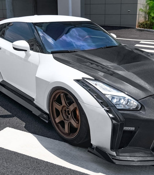 Nissan GTR R35 CBA DBA EBA 2008 2009 2010 2011 2012 2013 2014 2015 2016 2017 2018 2019 2020 2021 2022 2023 2024 with Aftermarket Parts - HORIZON Front Fenders Carbon Fiber / FRP from CMST Tuning