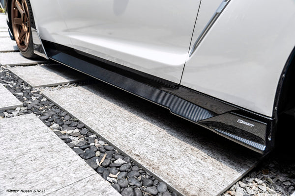 Nissan GTR R35 CBA DBA EBA 2008 2009 2010 2011 2012 2013 2014 2015 2016 with Aftermarket Parts - HORIZON Side Skirts Carbon Fiber / FRP from CMST Tuning