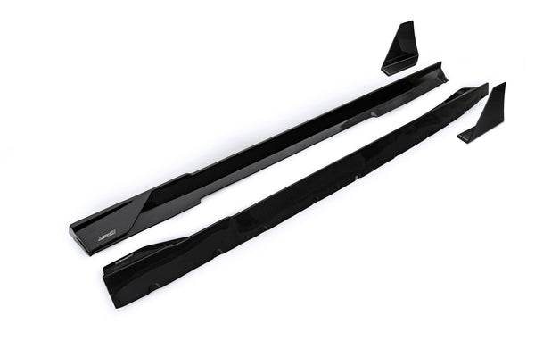 Nissan GTR R35 CBA DBA EBA 2008 2009 2010 2011 2012 2013 2014 2015 2016 with Aftermarket Parts - HORIZON Side Skirts Carbon Fiber / FRP from CMST Tuning