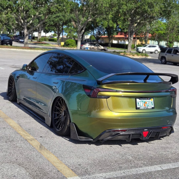 Tesla Model 3 Highland / Performance 2024-ON with Aftermarket Parts - V1 Style Side Skirts Carbon Fiber from CMST Tuning