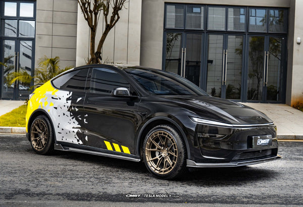 Tesla Model Y Juniper 2026-ON with Aftermarket Parts - V1 Side Skirts Carbon Fiber / FRP from CMST Tuning