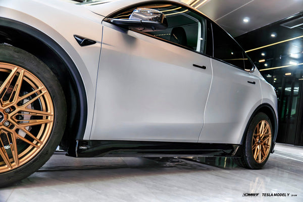 Tesla Model Y Juniper 2026-ON with Aftermarket Parts - Side Skirts ABS from CMST Tuning
