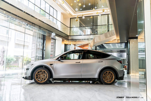 Tesla Model Y Juniper 2026-ON with Aftermarket Parts - Side Skirts ABS from CMST Tuning