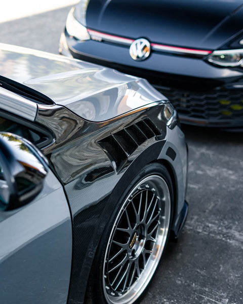 Volkswagen Golf GTI / R-Line / R MK8 MK8.5 2022 2023 2024 with Aftermarket Parts - Front Fenders Pre-preg Carbon Fiber / FRP from CMST Tuning