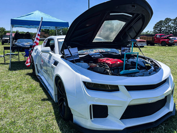 Chevrolet Camaro 6th Gen Z/28 2SS 1SS 3LT 2LT 1LT 2LS 1LS 2015-2024 & Camaro 6th Gen ZL1 2017-2024 with Aftermarket Parts - Widebody Style Front Fenders & Rear Quarter Panel Fender Carbon Fiber / FRP from  CMST Tuning
