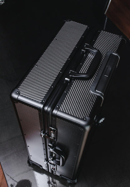 CMST DRY CARBON FIBER SUITCASE