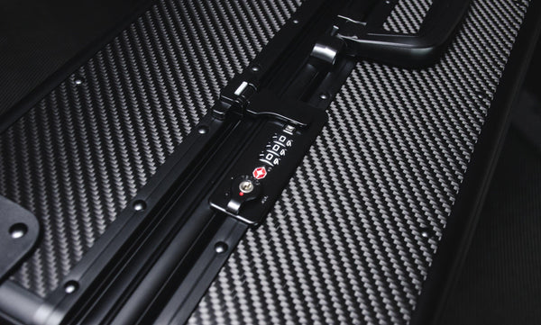 CMST DRY CARBON FIBER SUITCASE