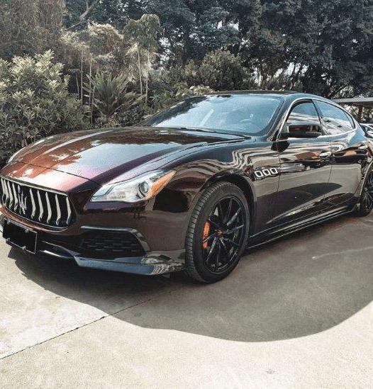 Maserati Quattroporte 2017-ON with Aftermarket Parts - Side Skirts Carbon Fiber / FRP from CMST Tuning