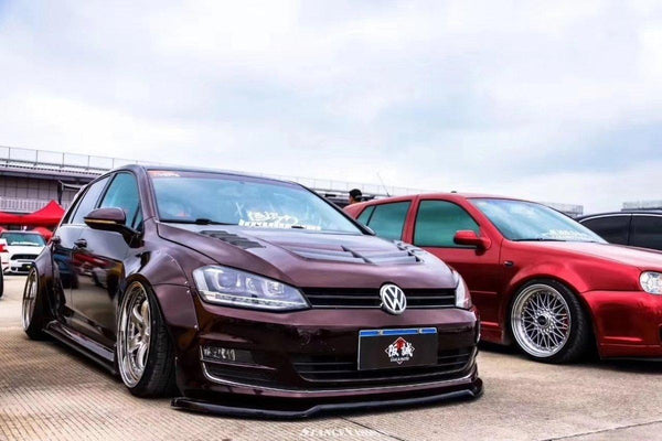 Volkswagen Golf R GTI Base MK7 MK7.5 2015-2021 (designed to be installed together with CMST widebody wheel arches) with Aftermarket Parts - Widebody Style Side Skirts Carbon Fiber / FRP from CMST Tuning
