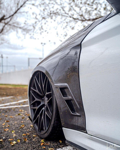 BMW F87 M2 M2C 2016-2021 with Aftermarket Parts - Vacuumed Carbon Vented Fenders from CMST Tuning
