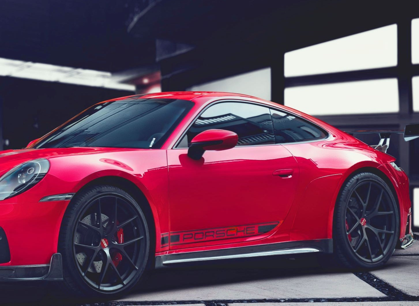 Autoabdeckung passend für Porsche 911 (992) für Innen Black with red  striping